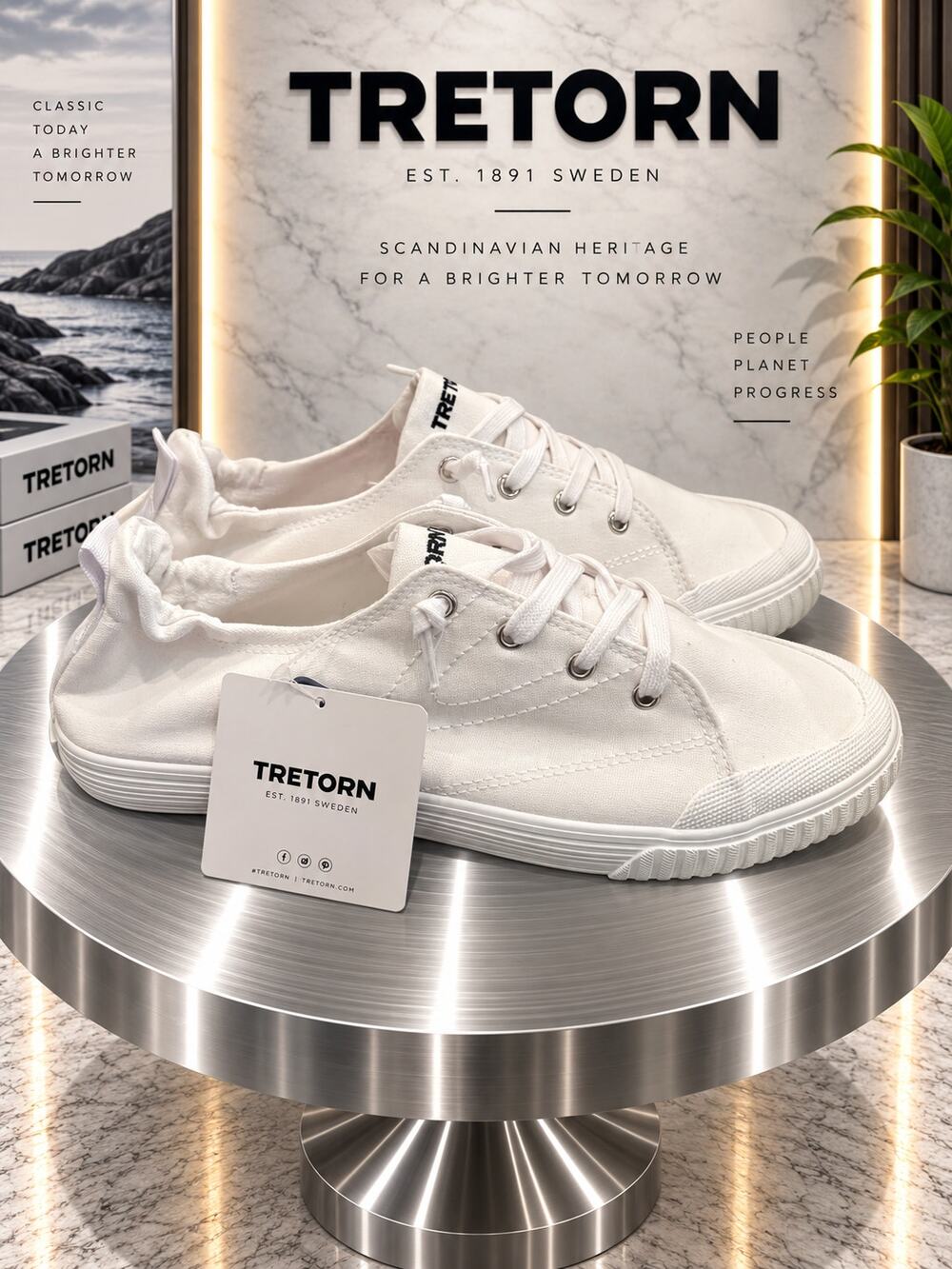 Tretorn Meg 2.0 White Lace Up Sneakers Women’s Size 9M